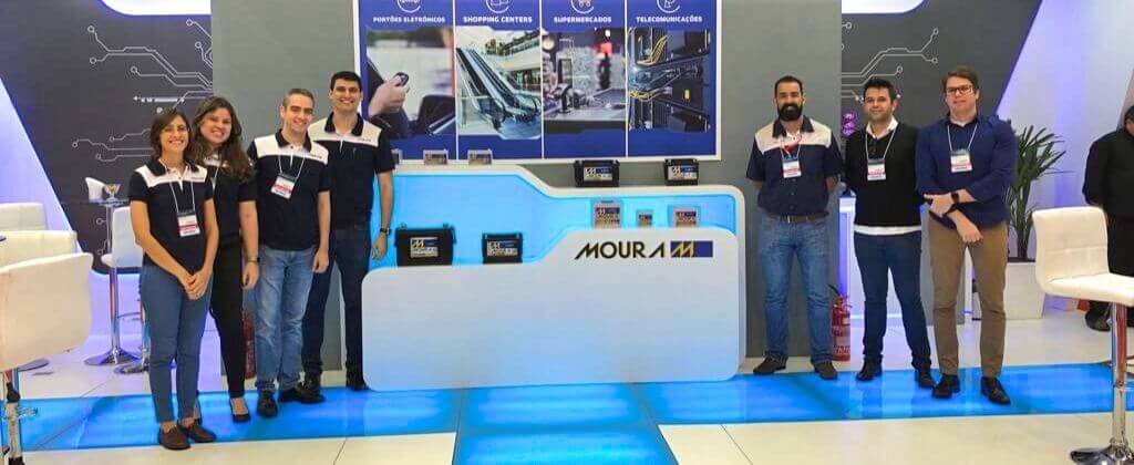 moura-apresenta-os-diferenciais-de-suas-baterias-estacionarias-na-22a-exposec