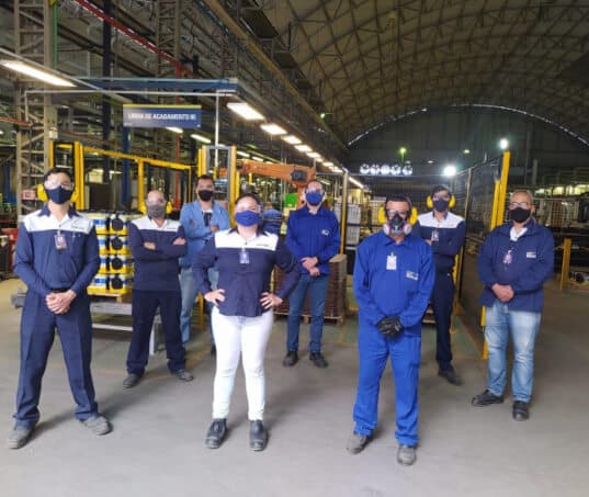 moura-avanca-na-implementacao-da-industria-4-0-com-primeira-celula-de-robotica-desenvolvida-internamente