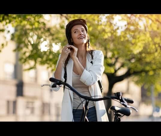 bicicleta-eletrica-com-pedal-assistido-vs-com-acelerador