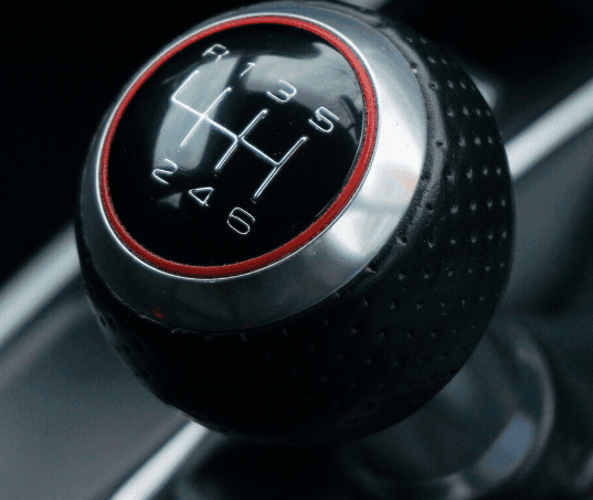 Aprenda a dirigir câmbio automatizado com a Moura