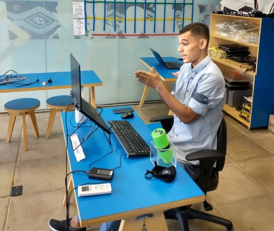 Jovens do programa Território do Fazer, do Instituto Conceição Moura, são destaque nacional em Robótica